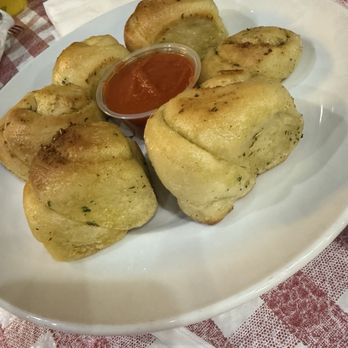 Squisito Pizza & Pasta - Squisito Garlic Knots - Italian Near Me - Lorton, Virginia Squisito Pizza & Pasta - Squisito Garlic Knots - Italian Near Me - Lorton, Virginia