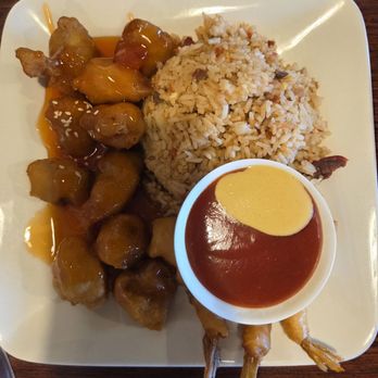 Lin's Restaurant - Chinese Near Me - Tillamook, Oregon