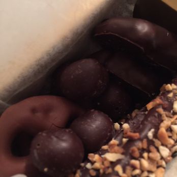 Bridgewater Chocolate - Desserts Near Me - West Hartford, Connecticut Bridgewater Chocolate - Desserts Near Me - West Hartford, Connecticut