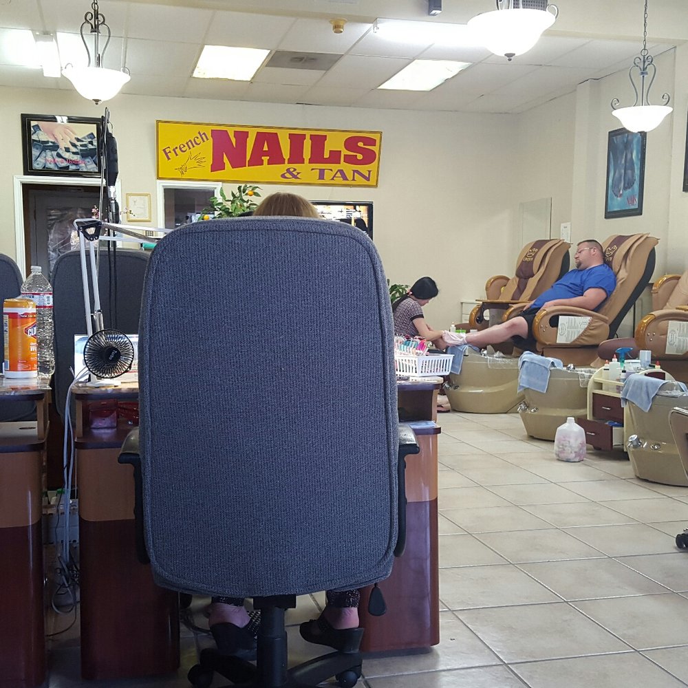 Nice yet unassuming salon Nice yet unassuming salon