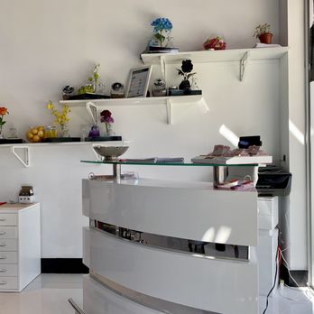 Biscayne Nail & Beauty Bar - Reception area - Waxing Near Me - Miami, Florida