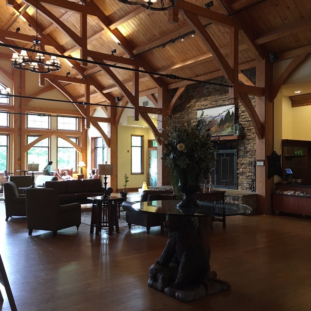 Stonewall Resort - Lobby - Hotels Near Me - Roanoke, West Virginia Stonewall Resort - Lobby - Hotels Near Me - Roanoke, West Virginia