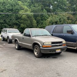 Chloe's Auto Repair and Tire Shop - Auto Repair Shop