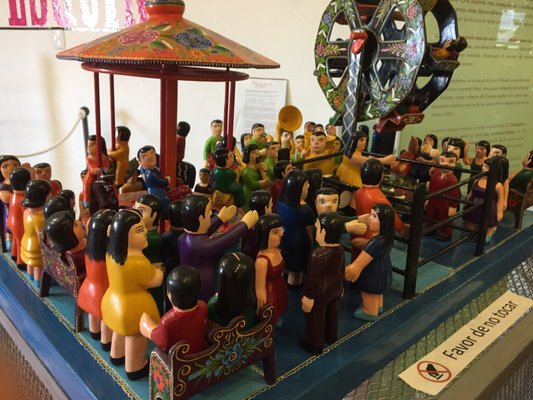 Museo La Esquina del Juguete popular Mexicano by null