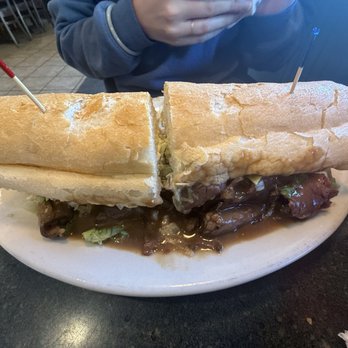 Dixie Chicken and Ribs - Roast beef po boy - Chicken Wings Near Me - New Orleans, Louisiana Dixie Chicken and Ribs - Roast beef po boy - Chicken Wings Near Me - New Orleans, Louisiana