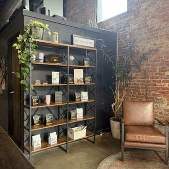 The Alchemist - Waiting area upfront - Coffee & Tea Near Me - Indianapolis, Indiana