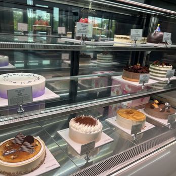 Tous Les Jours - Variety of cakes - Desserts Near Me - Westfield, Indiana
