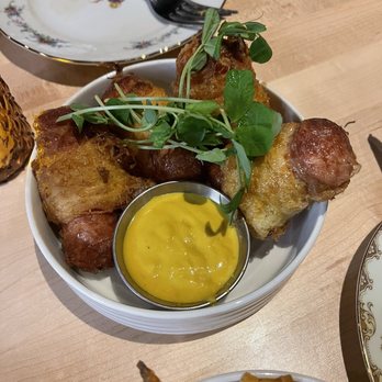 Sloane’s - Pigs in a blanket - Cocktail Bars Near Me - Boston, Massachusetts