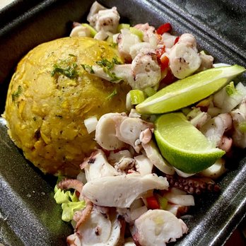 Pal Sazón - Octopus salad with mofongo. Best in town. - Seafood Near Me - Jayuya, Puerto Rico