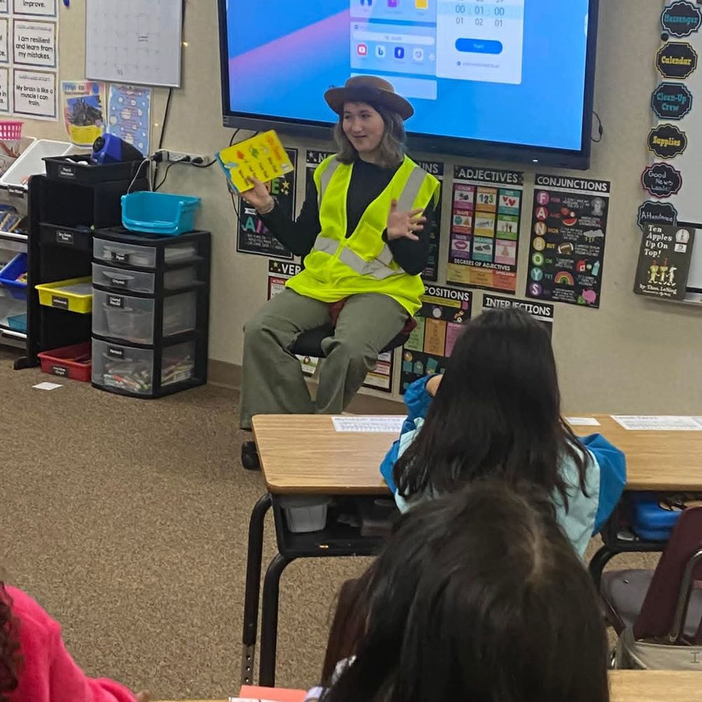 Monarch Learning Center Charter School - Reading at Dr seuss day - Elementary Schools Near Me - Redding, California