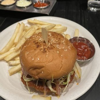 Rad Radish - CRISPY CHICKEN SANDWICH - Vegan Near Me - San Francisco, California Rad Radish - CRISPY CHICKEN SANDWICH - Vegan Near Me - San Francisco, California