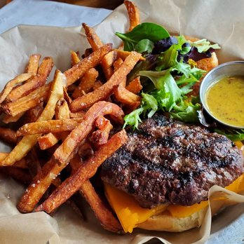 The Eddy Pub - Pubs Near Me - Saxapahaw, North Carolina