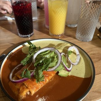 Ahuevo Cafe - Omelette divorciado - Mexican Near Me - Tolleson, Arizona