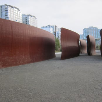 Olympic Sculpture Park - Parks Near Me - Seattle, Washington