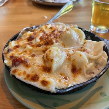 Flying Pig Pub & Kitchen - Mac n cheese - Pubs Near Me - Oceanside, California