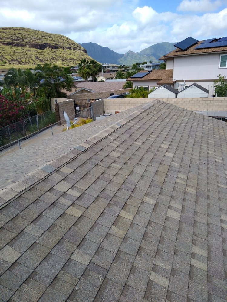 Slide of J&E ROOFING