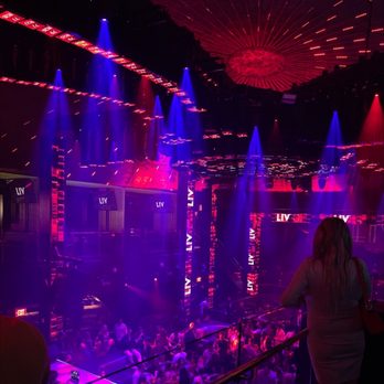 LIV Nightclub - LOVE THE LIGHTING - Dance Clubs Near Me - Miami Beach, Florida