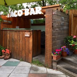 Tucos Taco Lounge - Amazing vegan Mexican food and ambiance