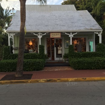 Bésame Mucho - the front of a store - Cards & Stationery Near Me - Key West, Florida Bésame Mucho - the front of a store - Cards & Stationery Near Me - Key West, Florida