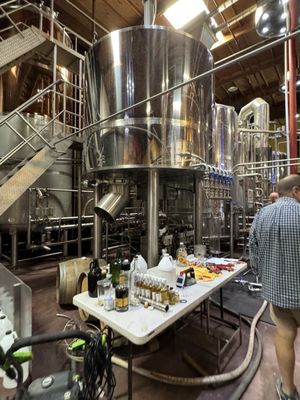 Los Angeles Distillery by null