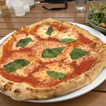 Union On Yale - Margarita Pizza - New American Near Me - Claremont, California Union On Yale - Margarita Pizza - New American Near Me - Claremont, California