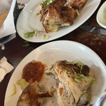 Julio's Café - Rotisserie chicken - Mexican Near Me - Austin, Texas
