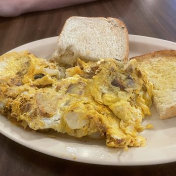 Latitude cafe - Chorizo omelette - Breakfast & Brunch Near Me - Lakeside Marblehead, Ohio Latitude cafe - Chorizo omelette - Breakfast & Brunch Near Me - Lakeside Marblehead, Ohio