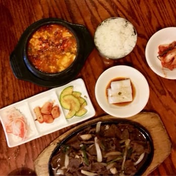 Sam Won Garden Restaurant - Table view of bulgogi and sundubu - Korean Near Me - Jacksonville, Florida Sam Won Garden Restaurant - Table view of bulgogi and sundubu - Korean Near Me - Jacksonville, Florida