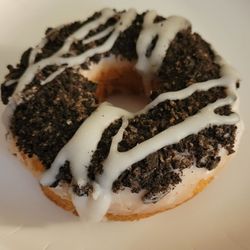 Ray's Donuts - Oreo donut!