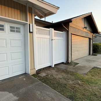 Reyes Fencing - Vinyl lattice - Fences & Gates Near Me - Los Angeles, California Reyes Fencing - Vinyl lattice - Fences & Gates Near Me - Los Angeles, California