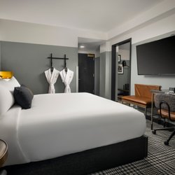 The Union Club Hotel at Purdue University Autograph Collection