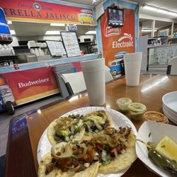 Carne asada, cabeza and Al pastor