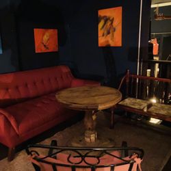 El Cubujon - Upstairs cozy living room