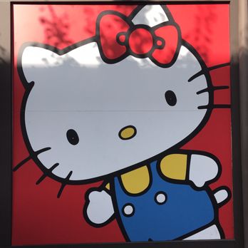 Sanrio - HUGE Hello Kitty in the front window! - Toy Stores Near Me - Los Angeles, California Sanrio - HUGE Hello Kitty in the front window! - Toy Stores Near Me - Los Angeles, California