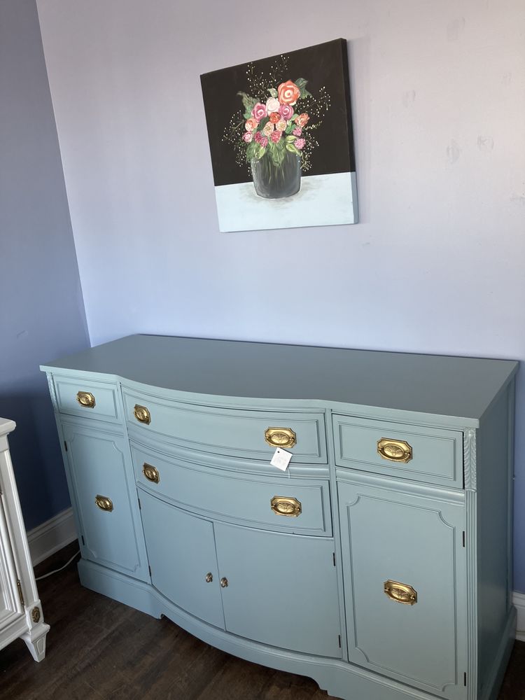 HANGING ON A WHIM Request Information 716 York Rd, Towson, Maryland