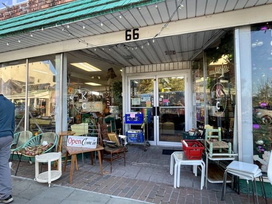 Kingston Consignments by null
