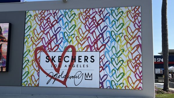 SKECHERS Warehouse Outlet by null