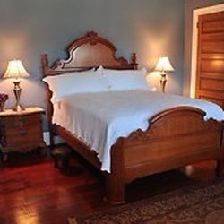 Carriage Lane Bed and Breakfast - Faye suite