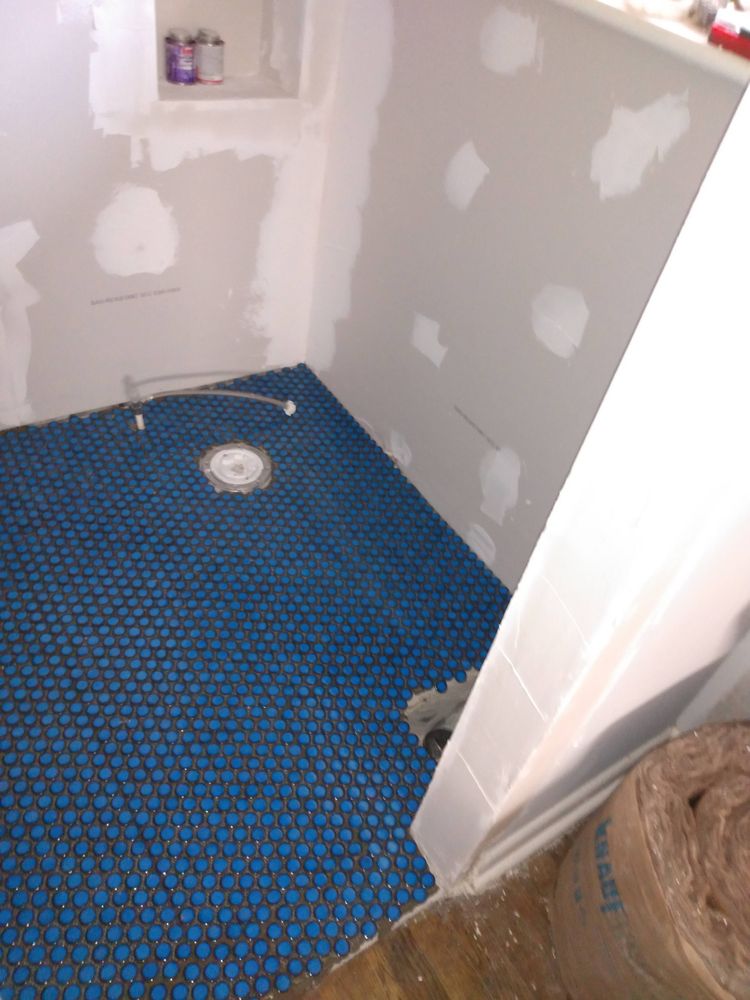 Slide of Twinz Brotherz Construction