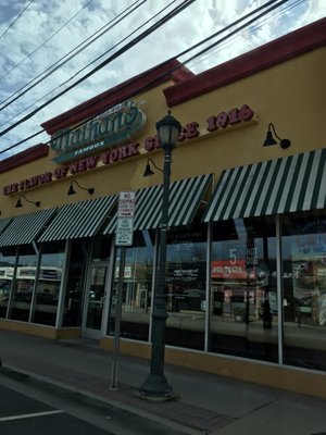 Nathan's Famous by null