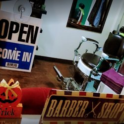 The Scarlett Barber - Scarlett Barber in Phenix Salon Suites Castle Rock