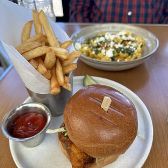 Cindy's Rooftop - New American Near Me - Chicago, Illinois