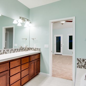 Cascadia Construction and Plumbing - a bathroom - General Contractors Near Me - Eugene, Oregon