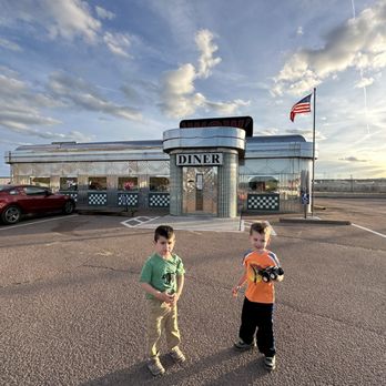 Gabby's Diner - Cool diner - American Near Me - Milan, New Mexico