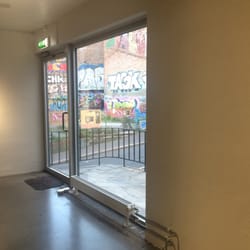 Rom for Kunst og Arkitektur - Galleri mellom graffitiveggene