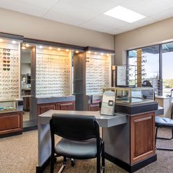 Mondo Optical