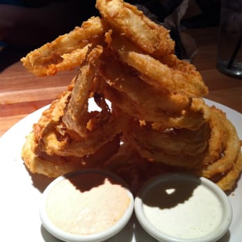 Cheddar's Scratch Kitchen - onion rings app - American Near Me - Sugar Land, Texas