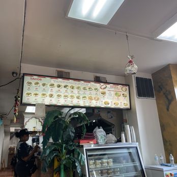 Taqueria el Sabor del Parque - Mexican Near Me - Baltimore, Maryland