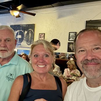 Old Bull Tavern - New American Near Me - Beaufort, South Carolina