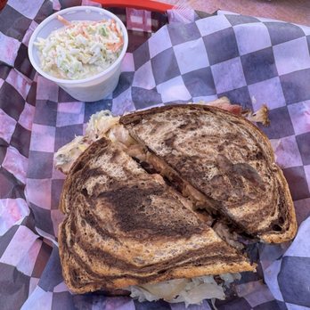Tennessee Jed's - Ruben - Sandwiches Near Me - Gatlinburg, Tennessee Tennessee Jed's - Ruben - Sandwiches Near Me - Gatlinburg, Tennessee
